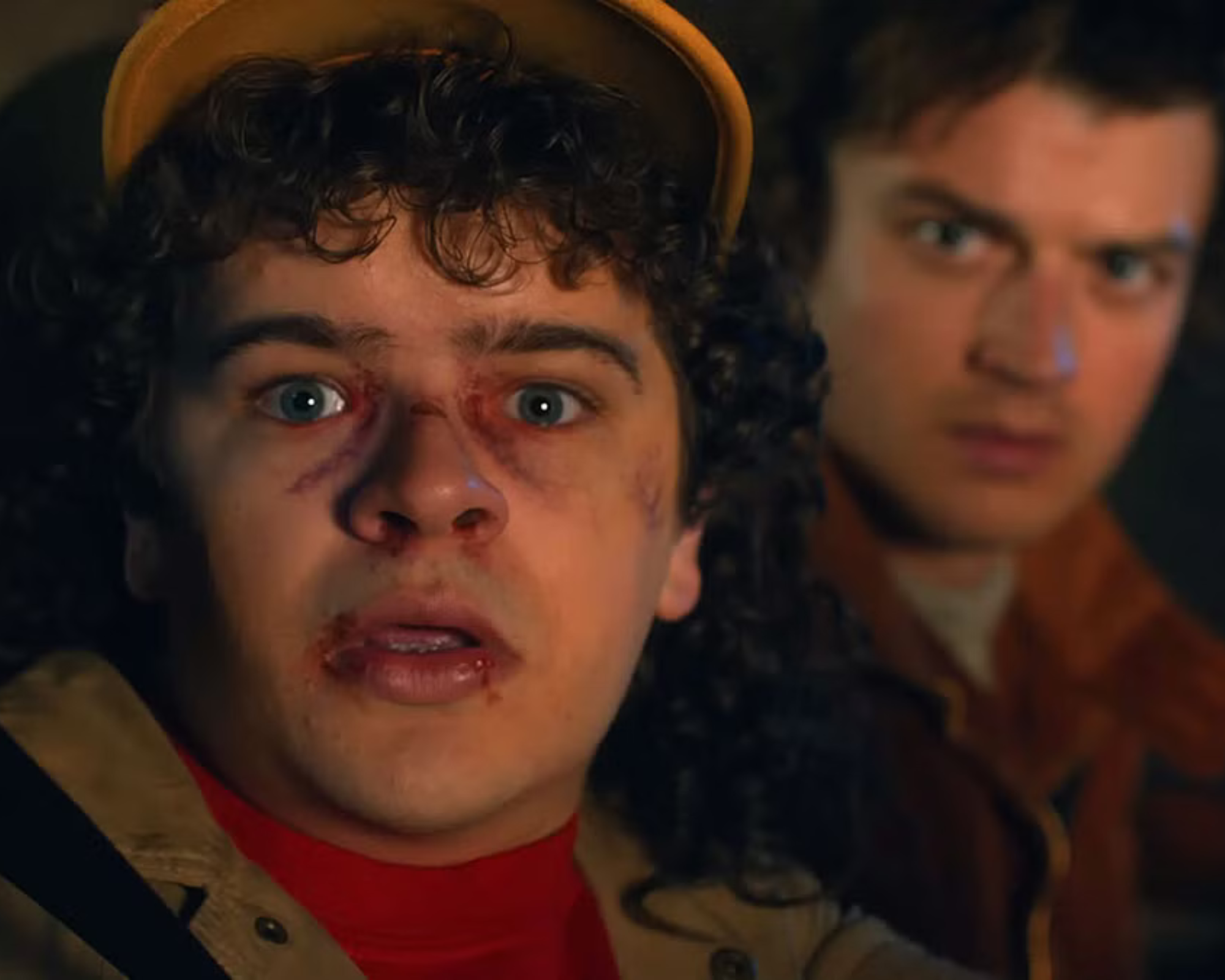 Gaten Matarazzo Autograph Signing