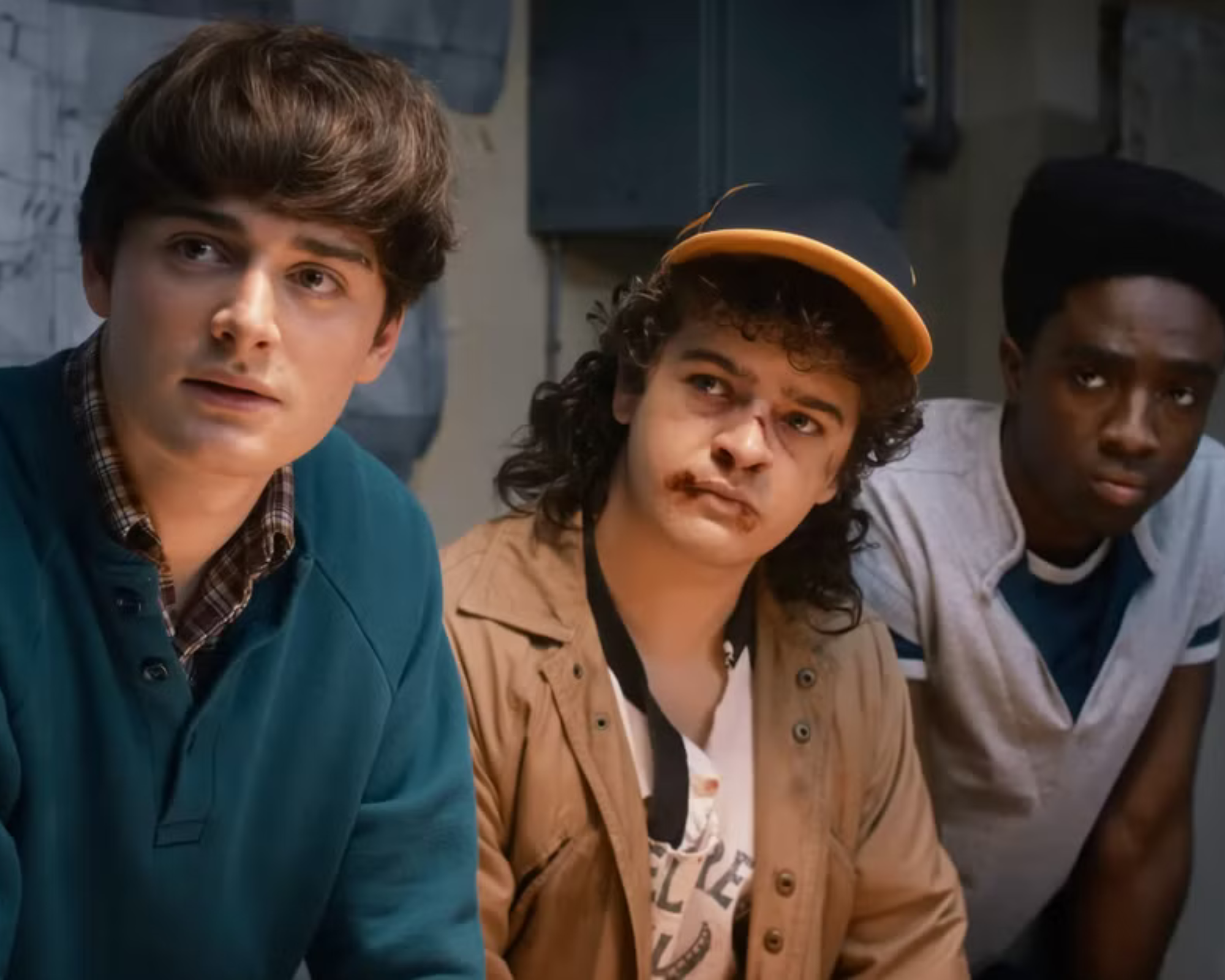 Gaten Matarazzo Autograph Signing