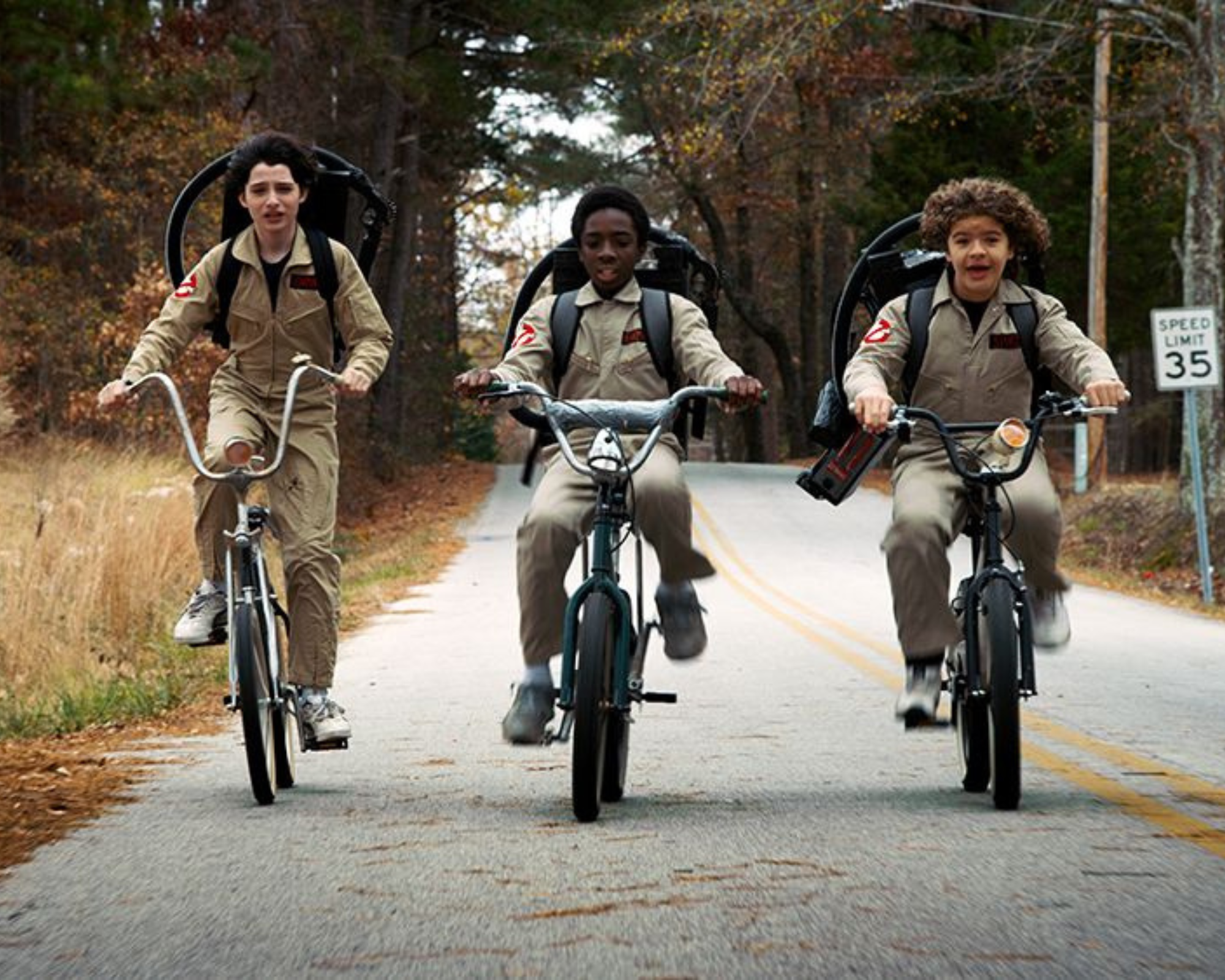 Noah Schnapp Autograph Signing