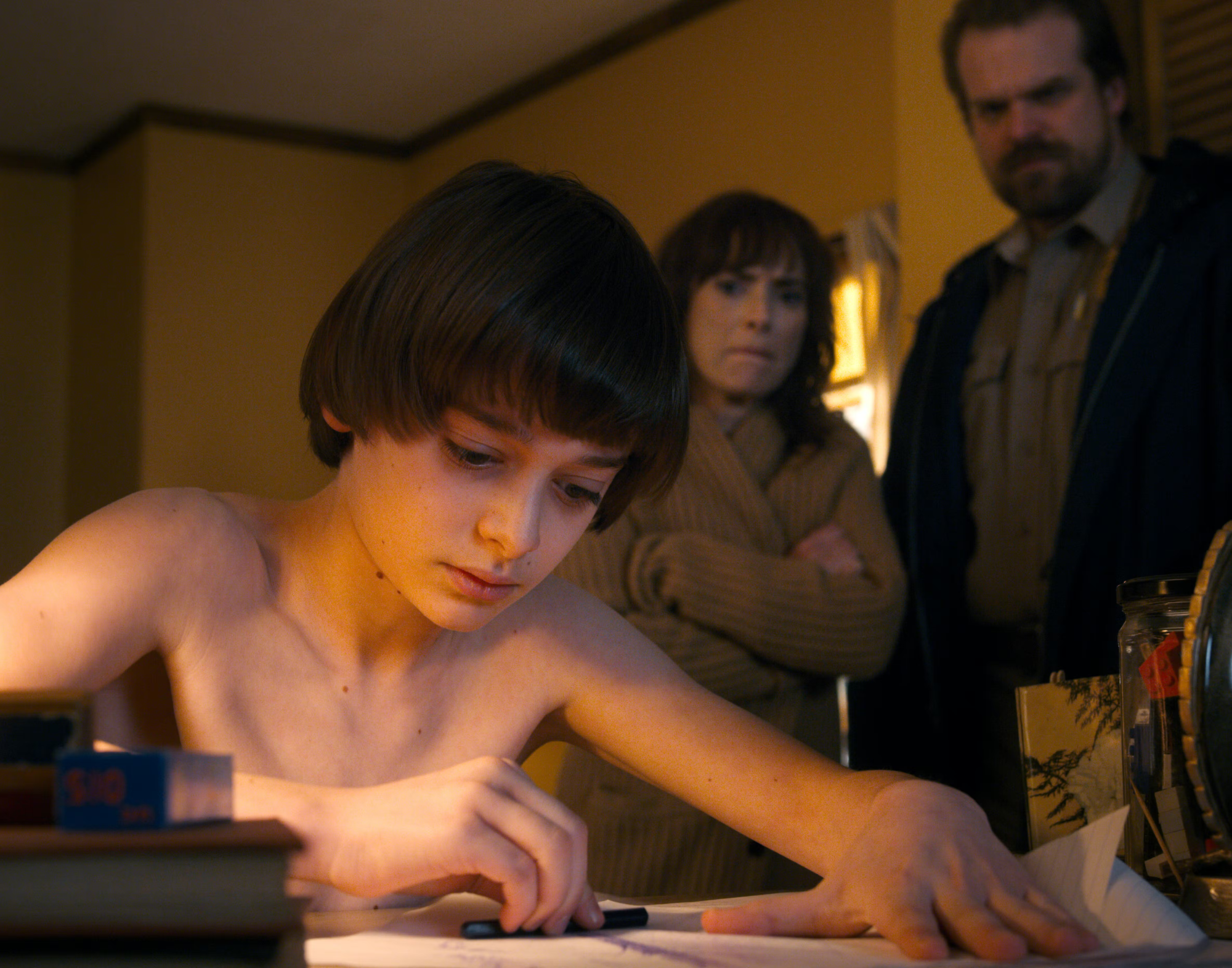 Noah Schnapp Autograph Signing