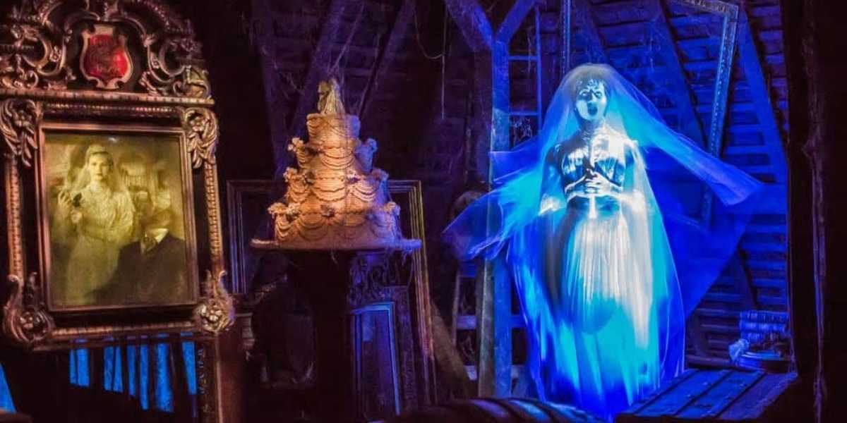 Kat Cressida Private Autograph Signing