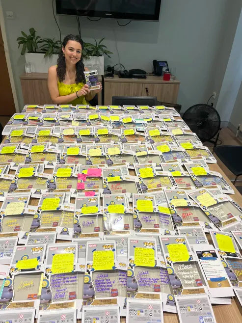 Antonia Salib's Epic Autograph Signing with StarSpot! | Showcase