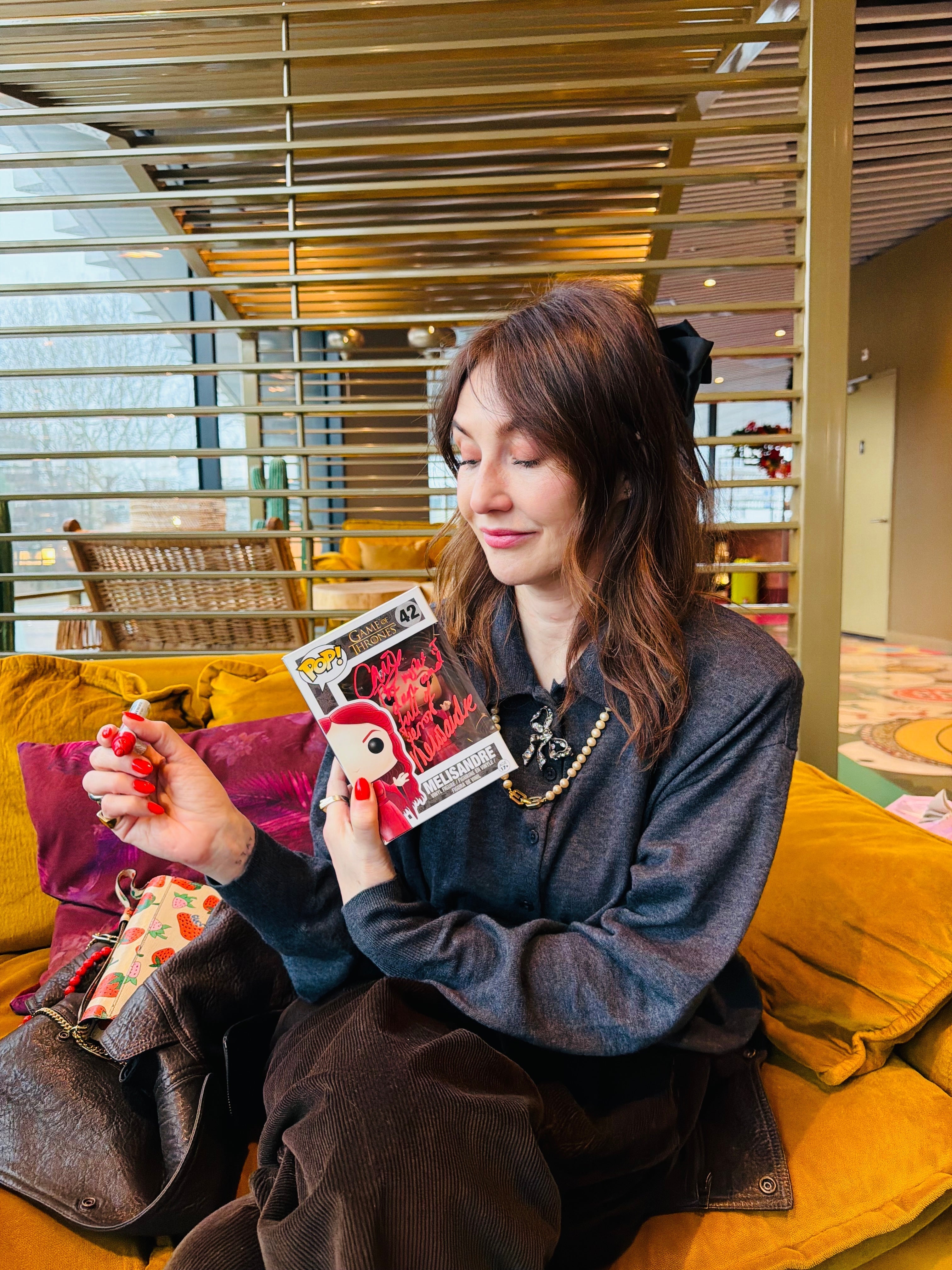 Carice van Houten's Epic Autograph Signing with StarSpot! | Showcase