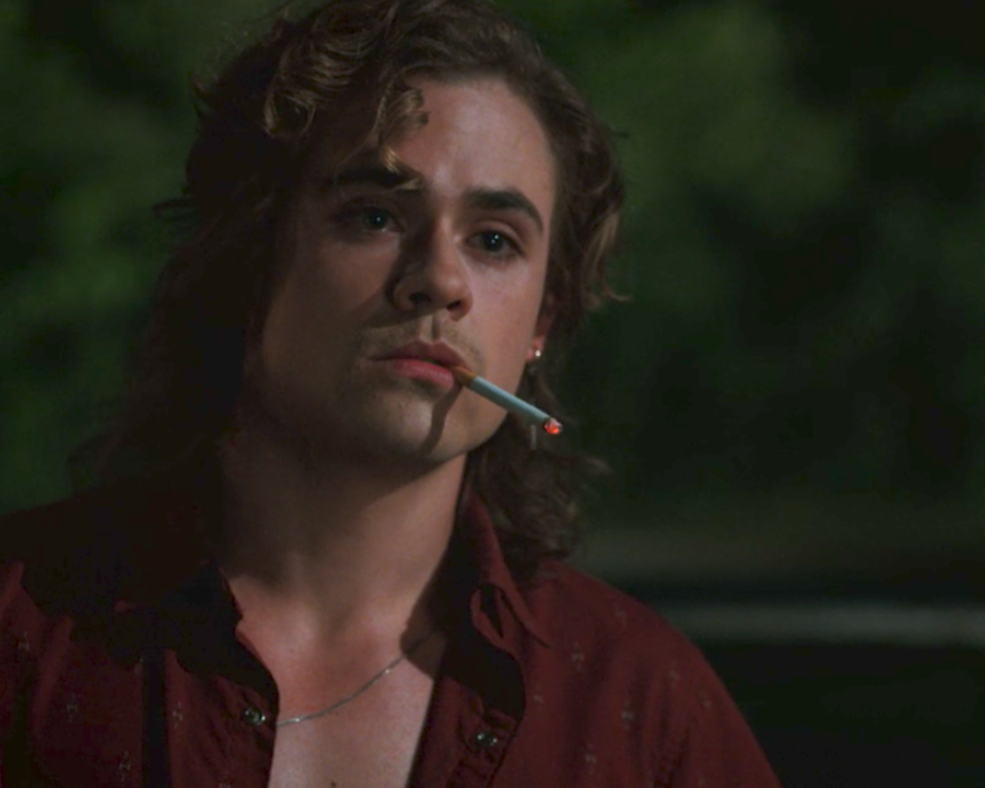 Dacre Montgomery Autograph Signing