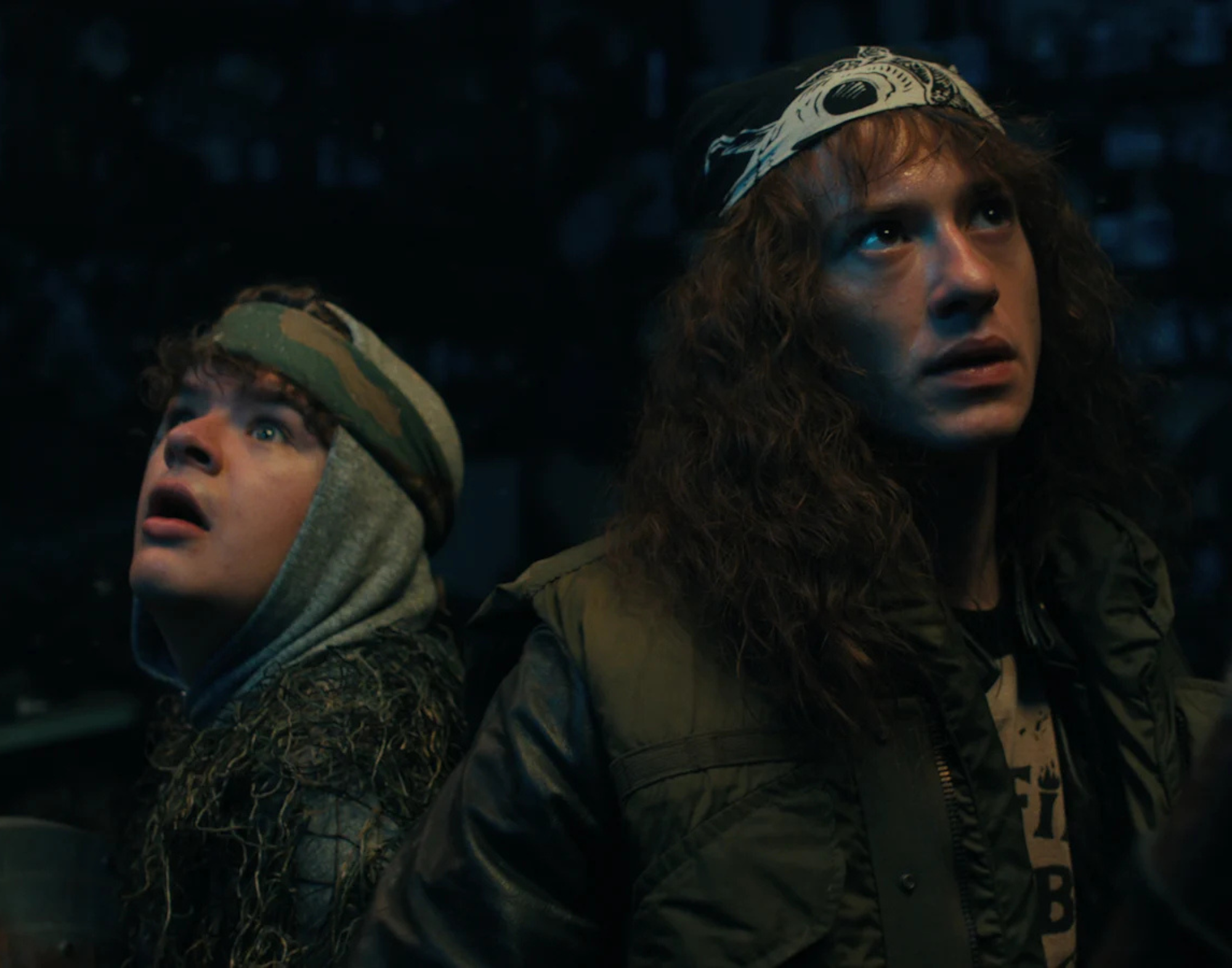 Gaten Matarazzo Autograph Signing