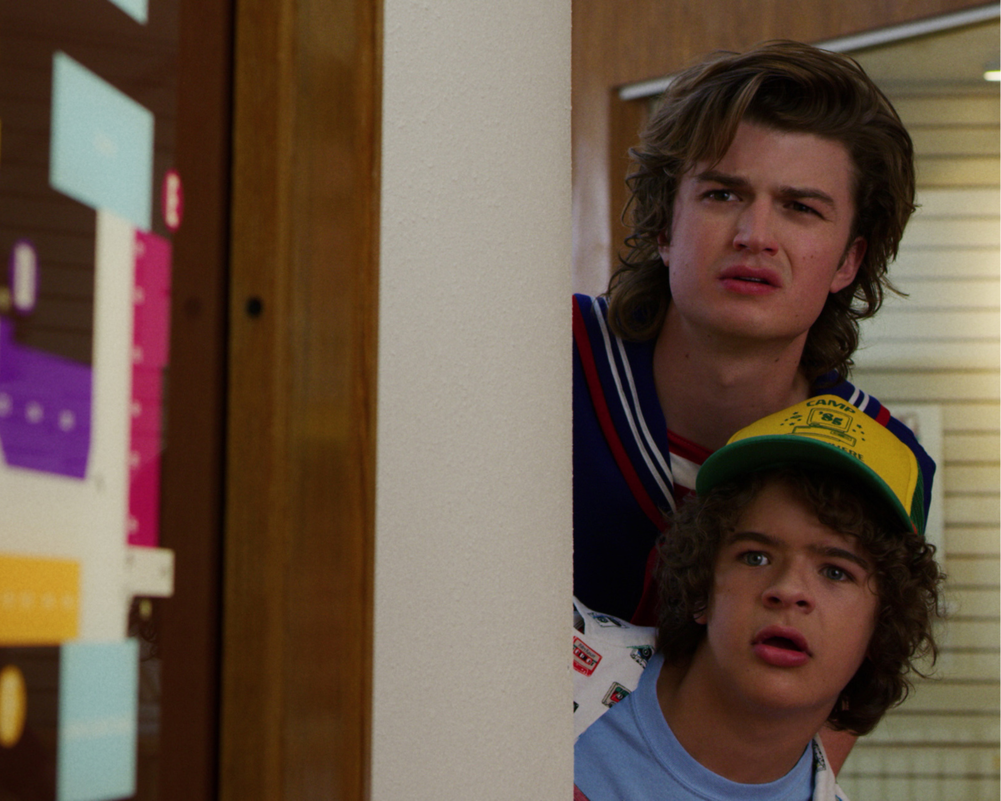 Gaten Matarazzo Autograph Signing