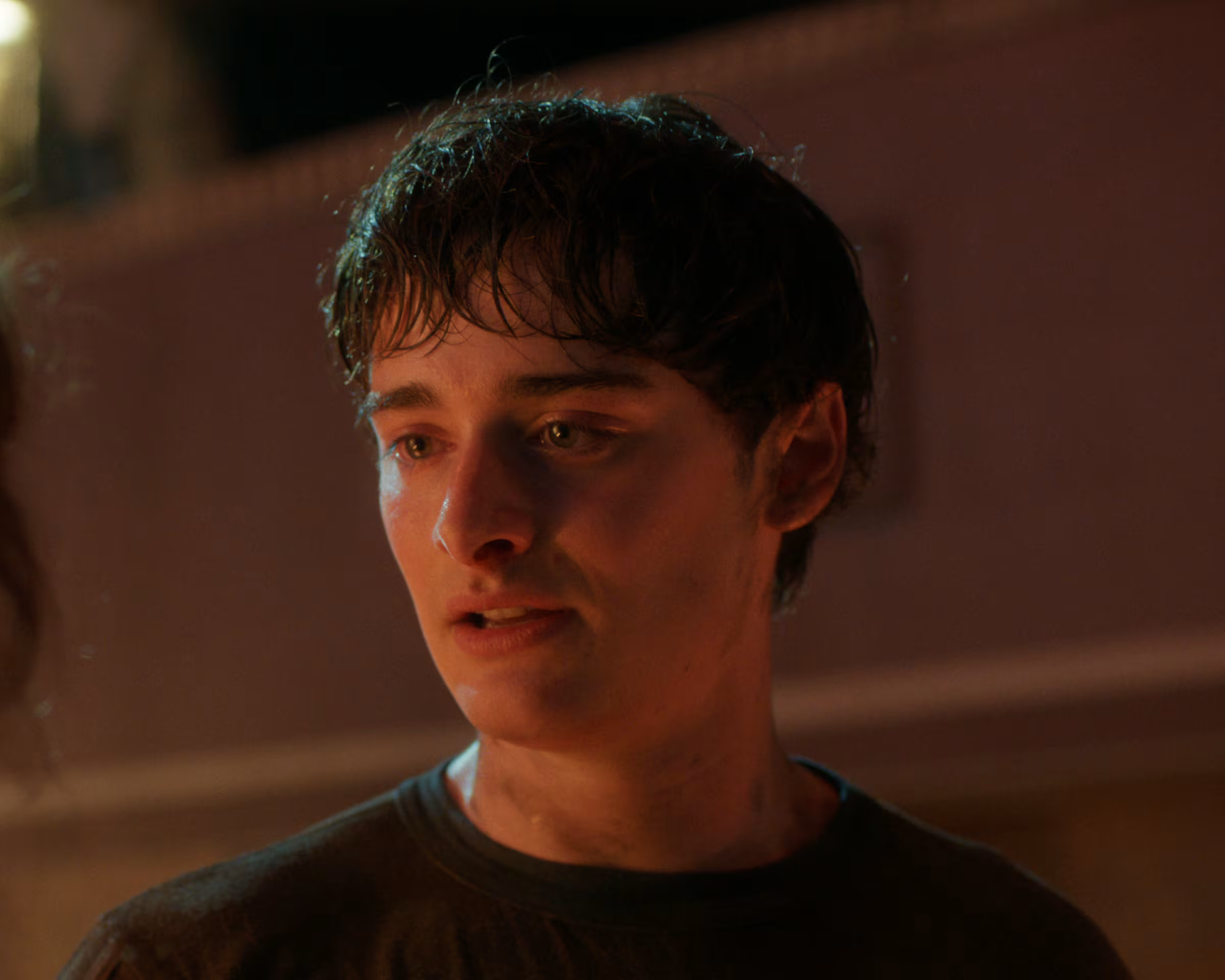 Noah Schnapp Autograph Signing