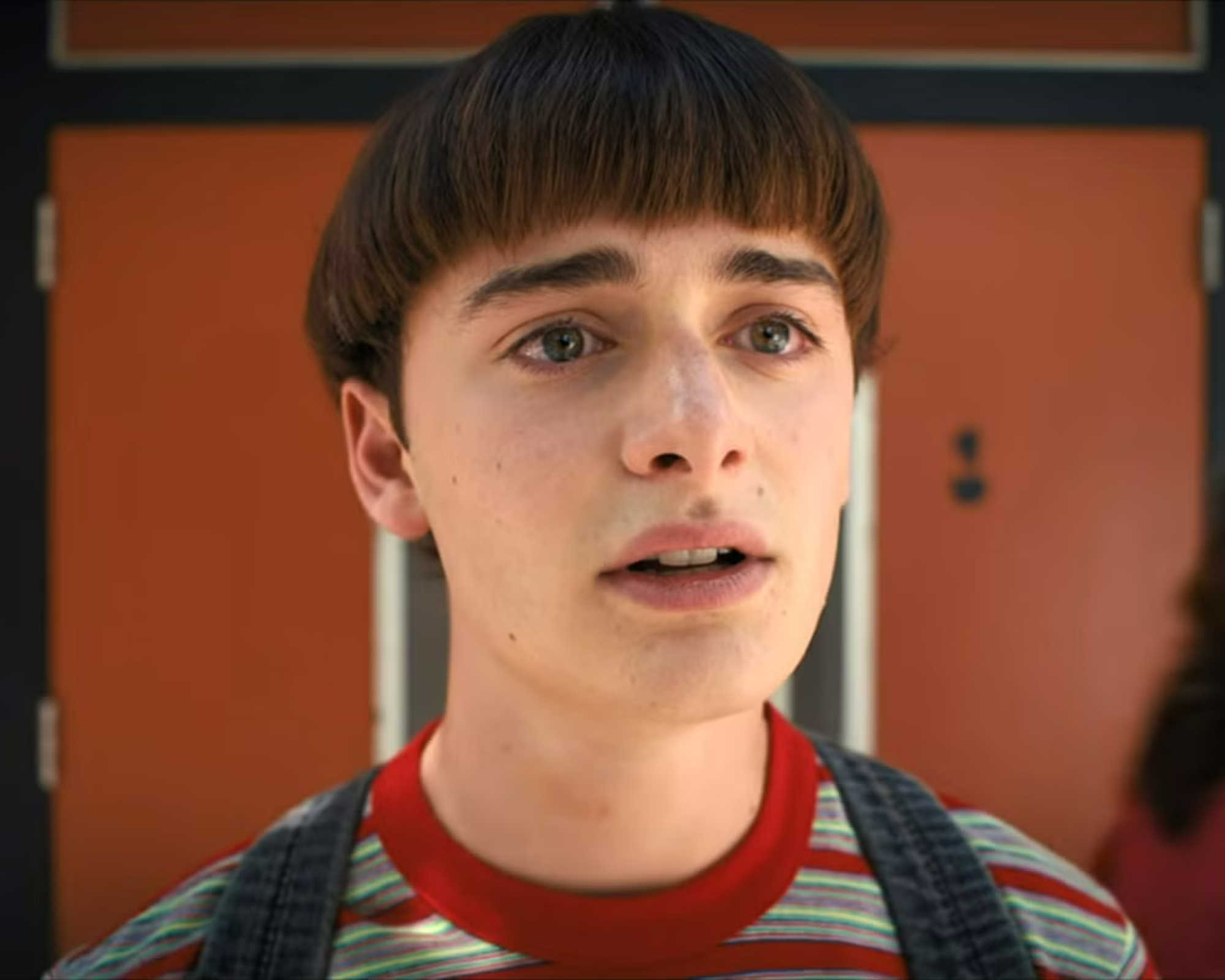 Noah Schnapp Autograph Signing