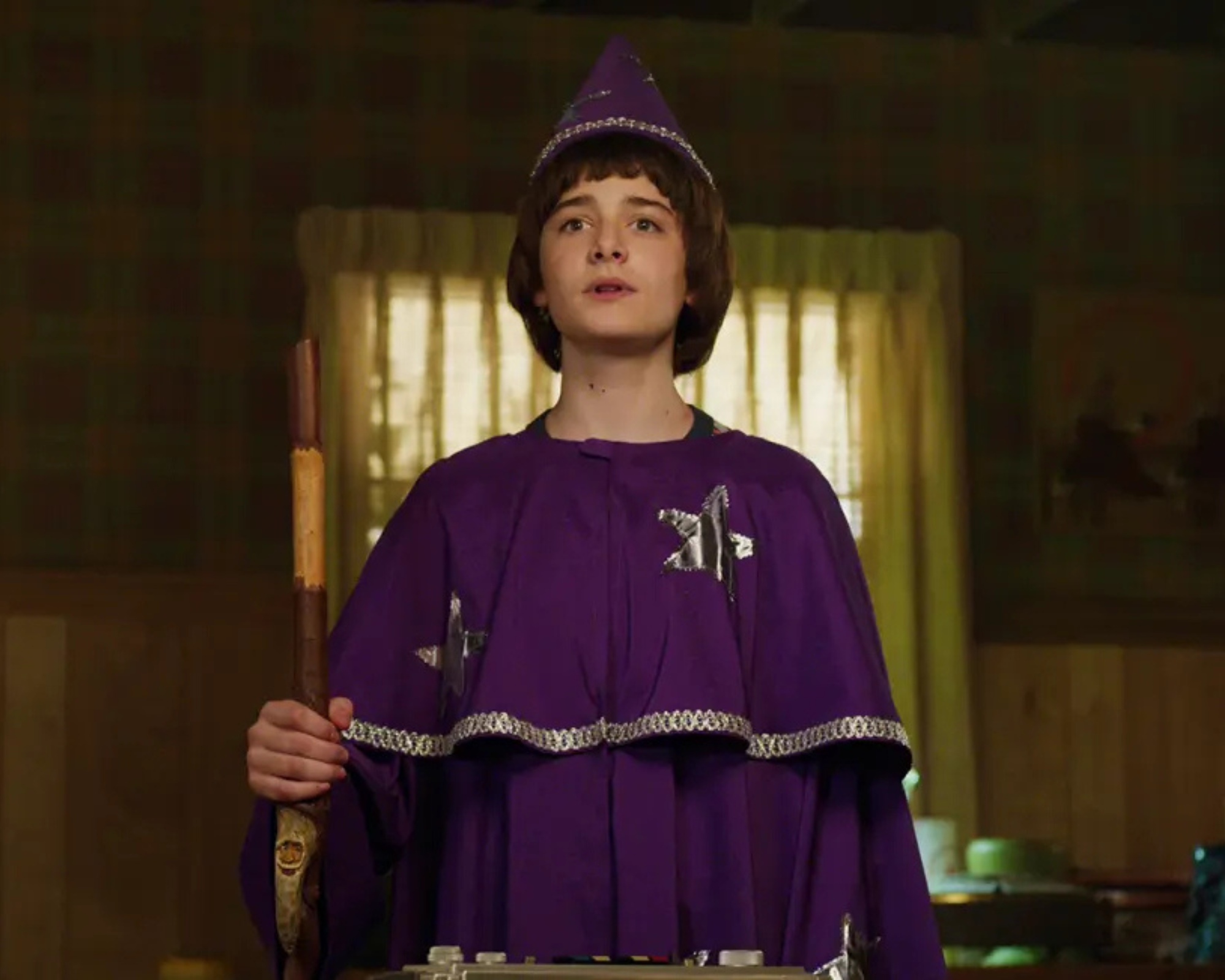 Noah Schnapp Autograph Signing